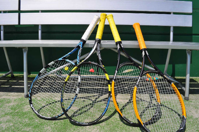 テニス初心者の方必見！テニスラケット選びのポイントは？
